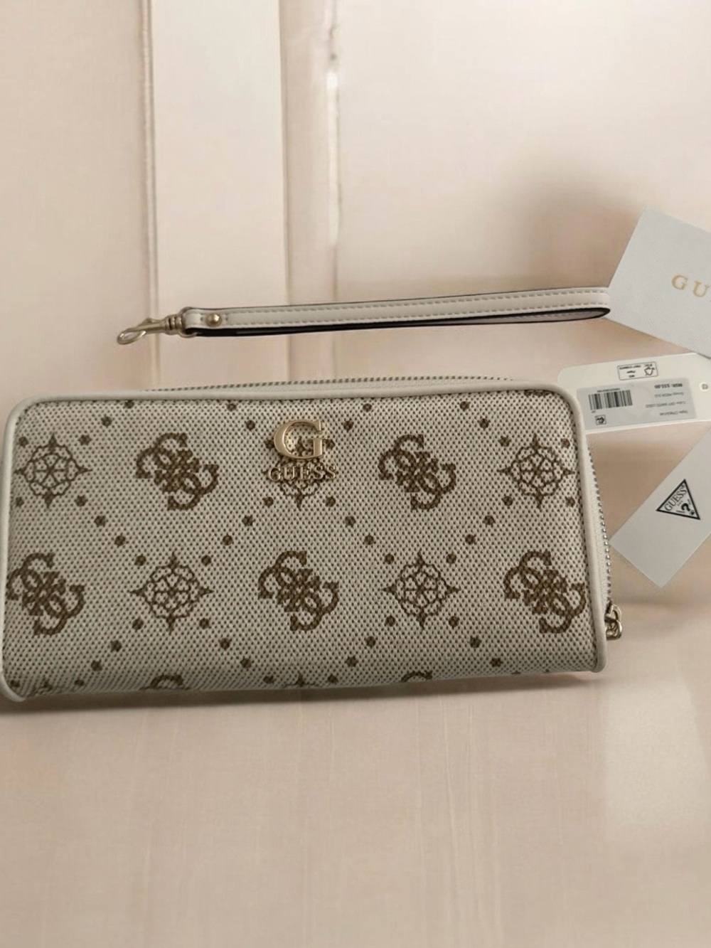 GUESS Cream Logo-Print Zip Wallet with Gold Hardware